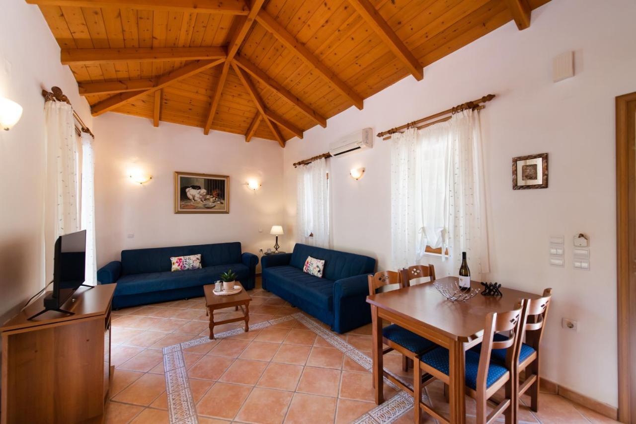 Delphinus Villas-Villa Nikitas อาโยส นิกีตัส ภายนอก รูปภาพ